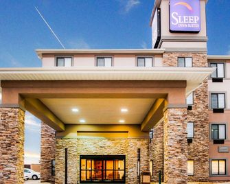 Sleep Inn & Suites Fort Campbell - Oak Grove - Budova