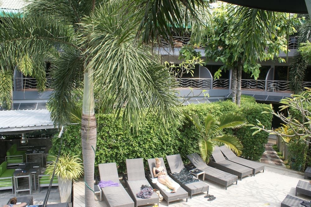 منتجع مومنتو