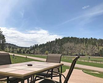 Dakota Cabin in Hill City - Hill City - Patio
