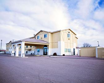Super 8 by Wyndham Holbrook - Holbrook - Edificio