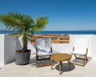 Palm Boutique Suites - Pefkochori - Balcon