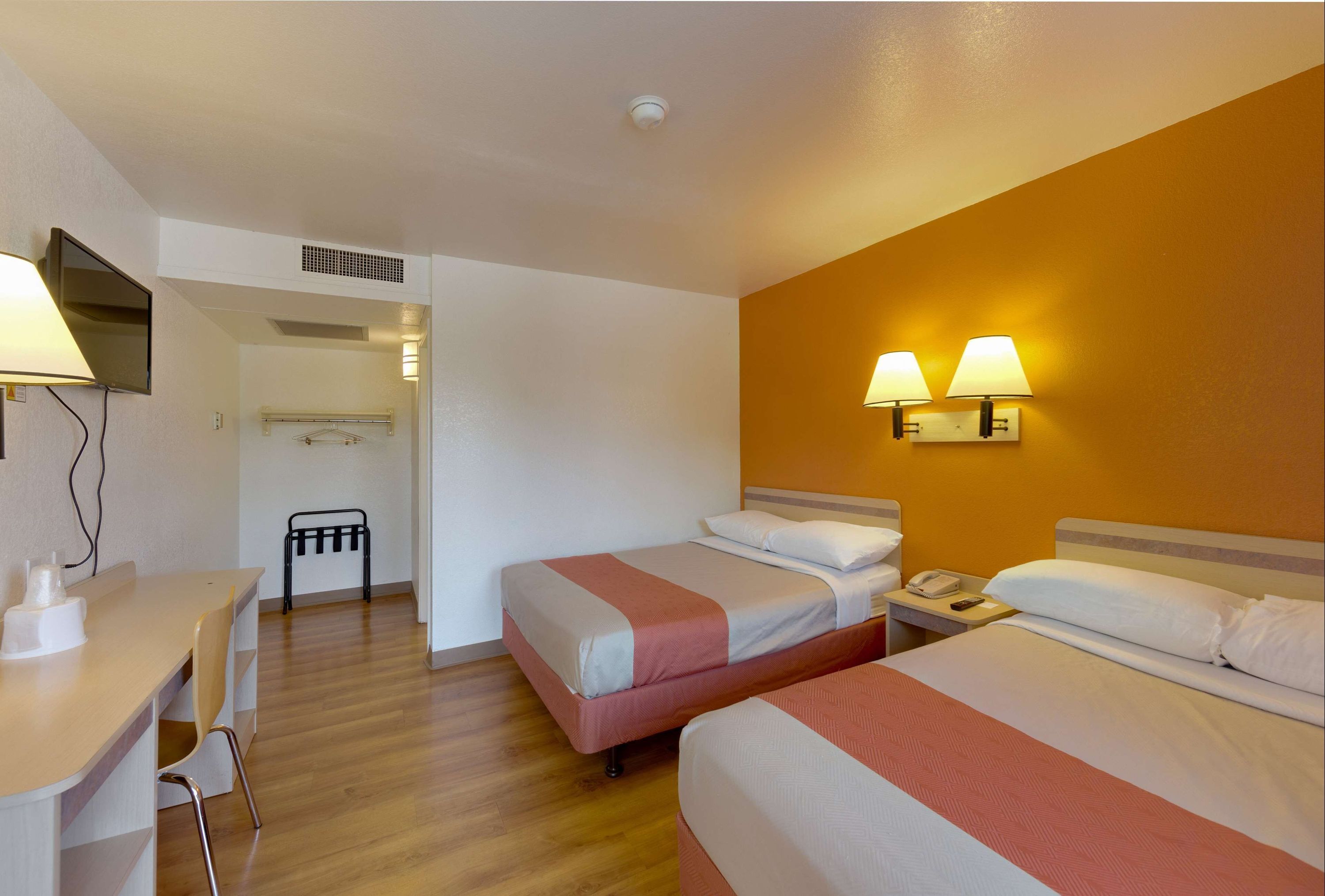 Motel 6 Weed - Mount Shasta - Weed - Ložnice