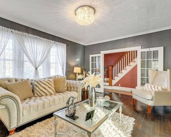 Charming Connecticut Retreat Near Museum - Waterbury - Soggiorno
