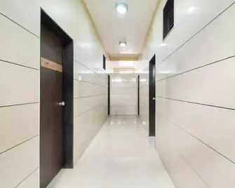 Hotel Swagat - Somnāth - Pasillo