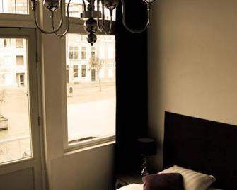 Hotel Auberge Nassau - Eindhoven - Bedroom