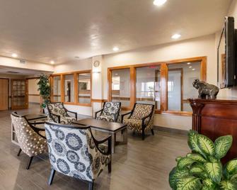 Quality Inn - Buffalo - Lobby