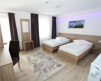 Pension Villa Colosseo im Herzen von Meiningen - Meiningen