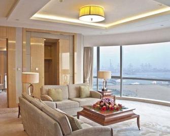 Grand Hotel Qinhuang - Qinhuangdao - Living room