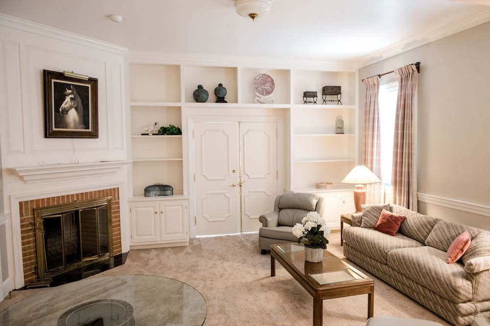 Gorgeous Estate set in beautiful Lancaster County