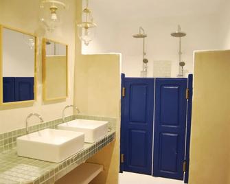 Cortijo de Vega Grande - Llerena - Bathroom