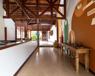 Hotelare Hotel Villa Di Capri - Ubatuba - Front desk