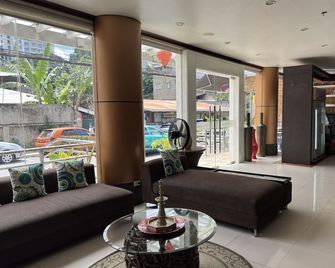 Fuente Oro Business Suites Cebu powered by Cocotel - Ciudad de Cebú