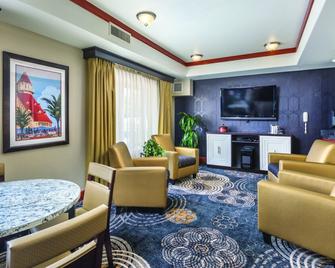 Worldmark San Diego - Mission Valley - San Diego - Living room