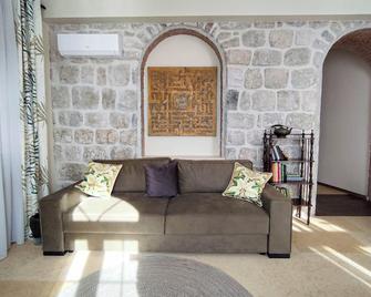 Carrubba - Tivat - Huiskamer