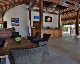 7seas Cottages - Pemenang - דלפק קבלה