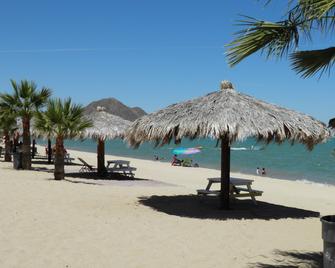 Seaside Hotel & Victor s RV Park - San Felipe - Playa