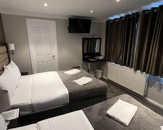 Goodwood Hotel - London - Bedroom