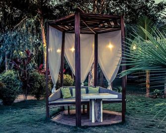 Las Dunas Surf Resort - Aserradores - Patio