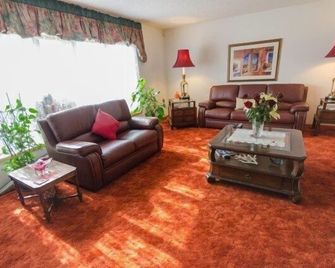 Wild Rose Bed & Breakfast - Saskatoon - Sala de estar