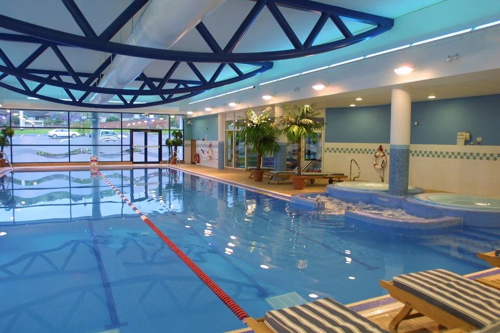 Holiday Inn Barnsley M1, Jct.37 By IHG - ברנסלי - בריכה