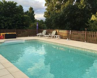 Le Petit Bijou - Saint-Fraigne - Piscina