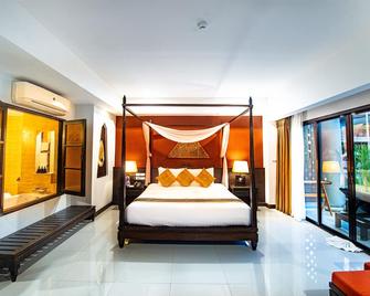 Navatara Phuket Resort (Sha Plus+) - Rawai - Bedroom
