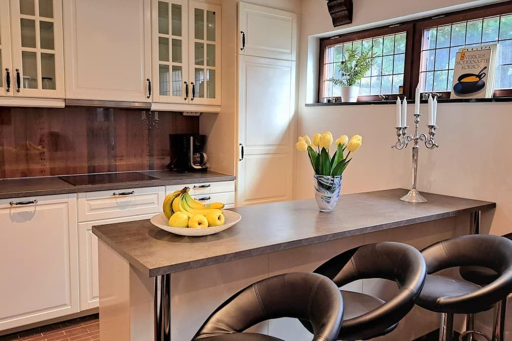 تي جي أواسيس أورجريت ستوجور آند روم - غوتنبرغ (السويد) - مطبخ