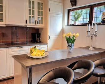 تي جي أواسيس أورجريت ستوجور آند روم - غوتنبرغ (السويد) - مطبخ