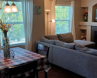 Beautiful Condo in South Jordan Utah - South Jordan - Wohnzimmer