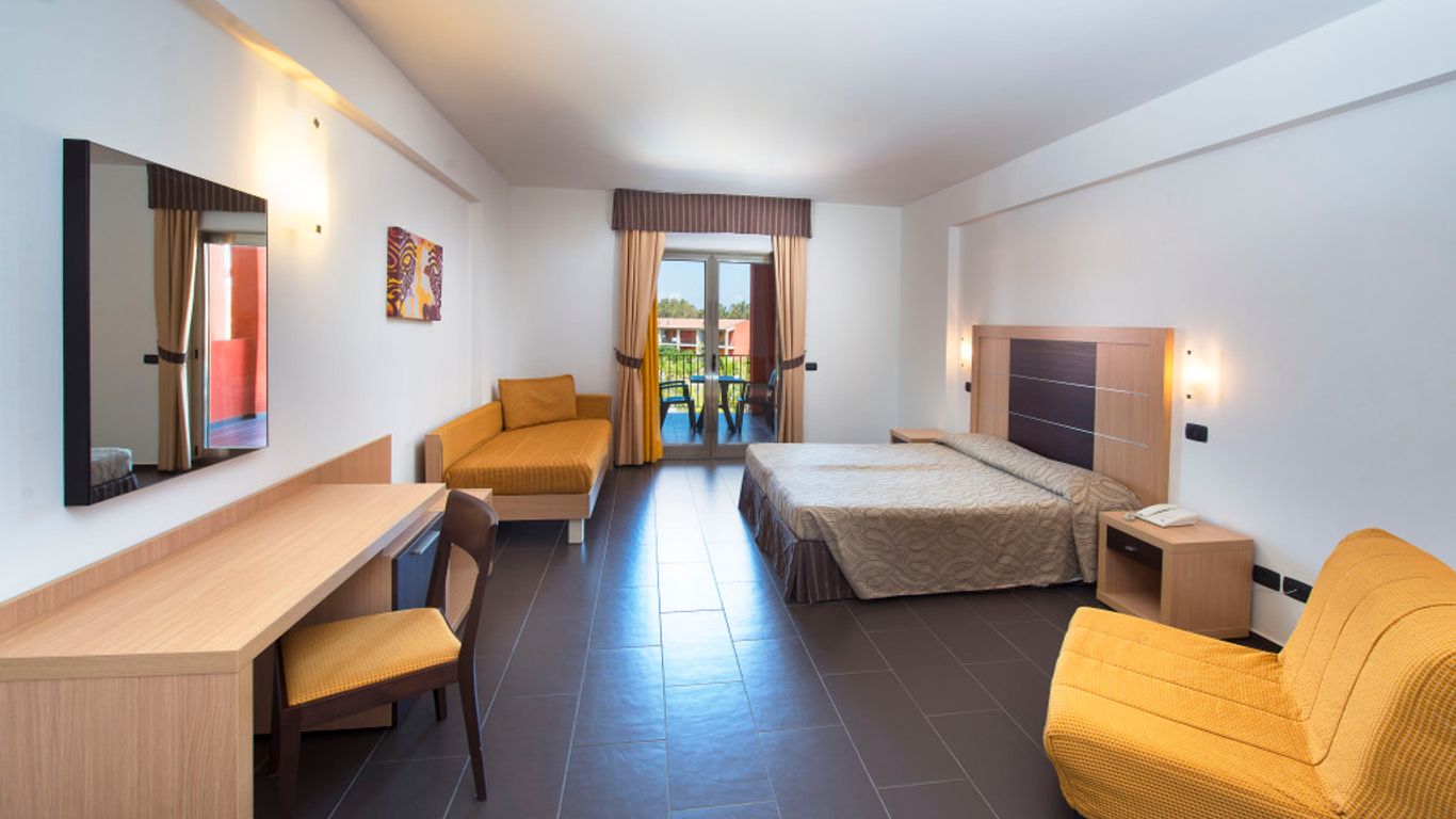 فوي بايا دي تينداري ريزورت