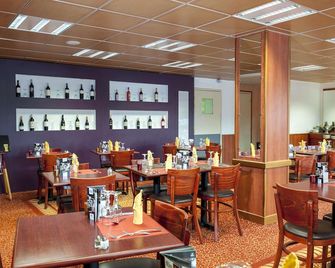 Brit Hotel Agen - L'Aquitaine - Le Passage - Restaurante