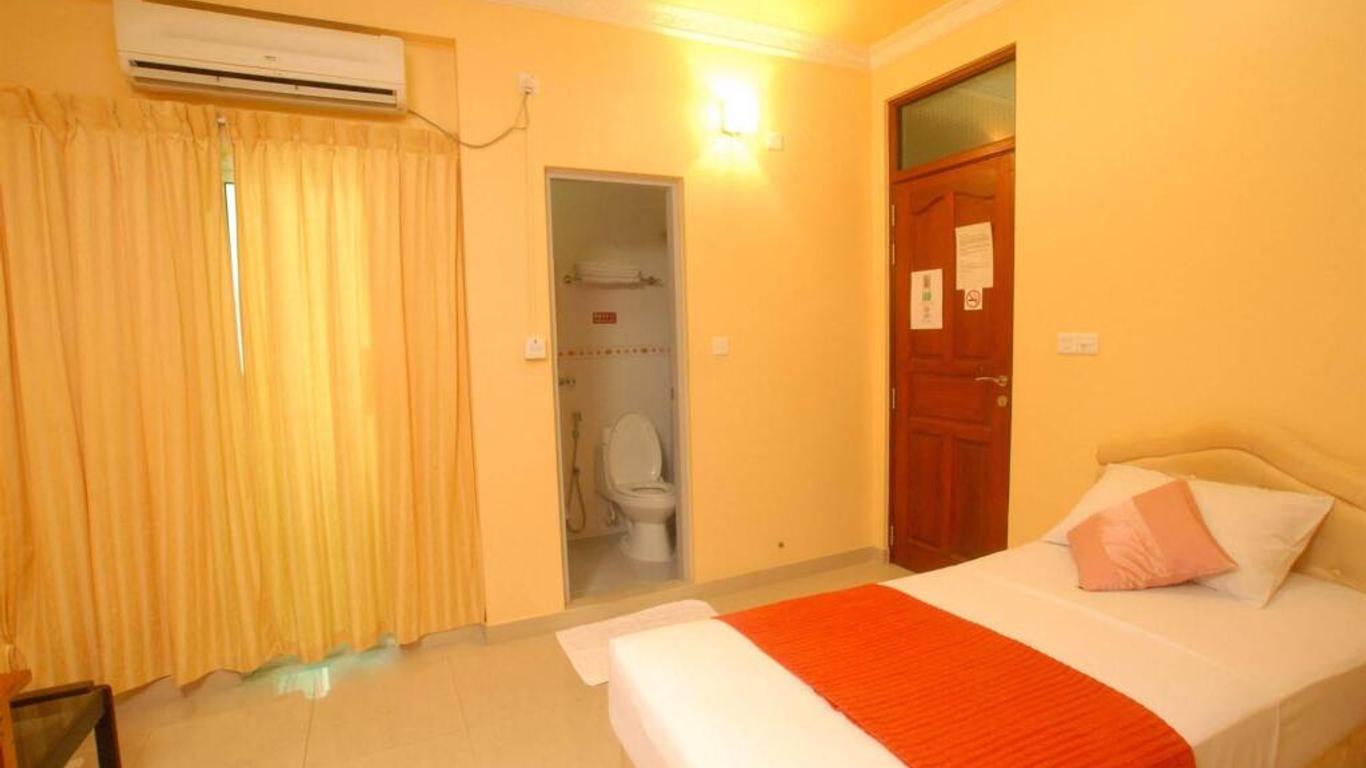 House Clover Maldives