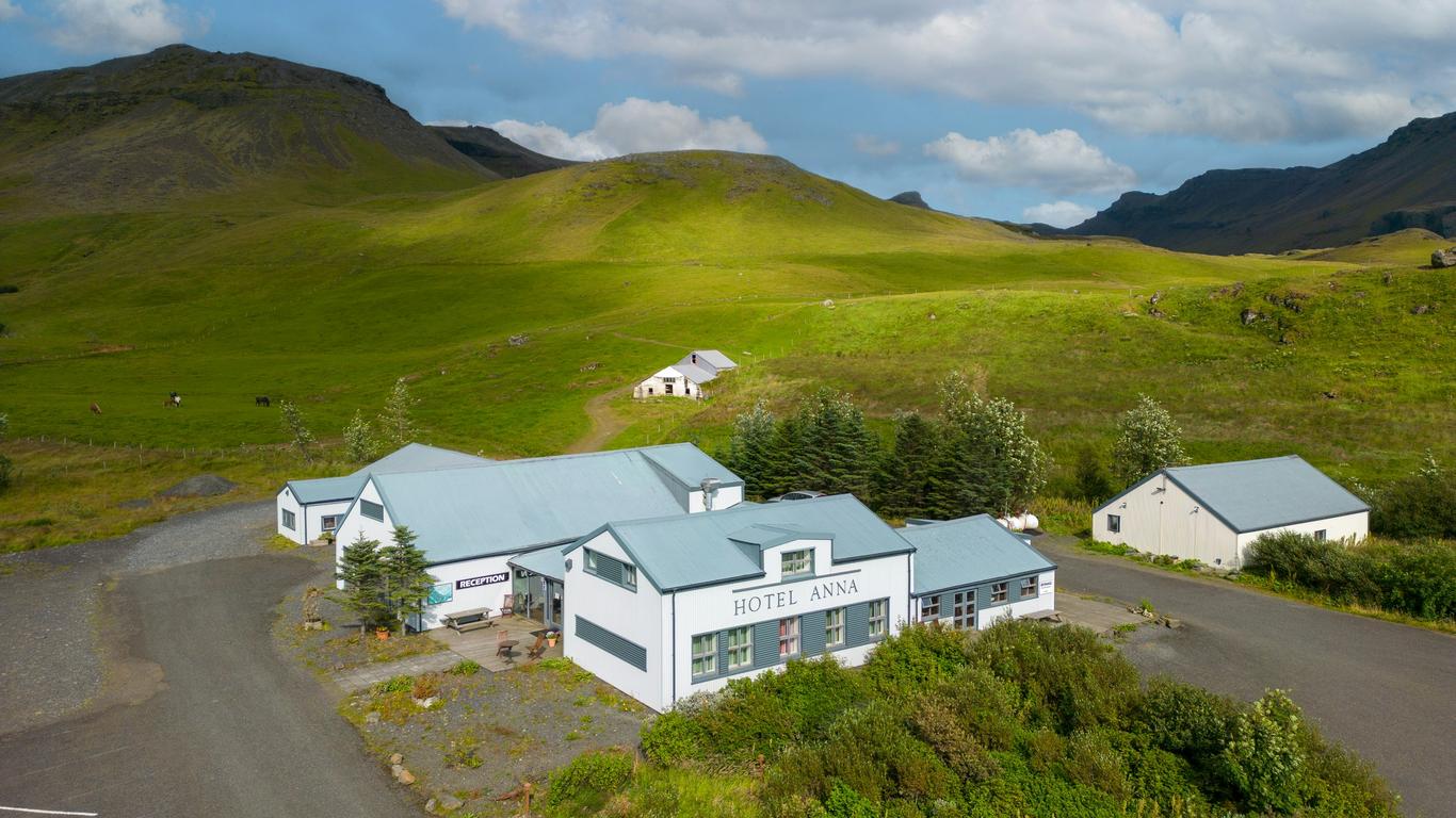 كانتري هوتل آنا