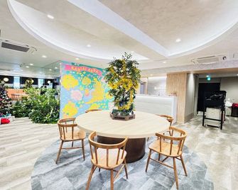 شين-إمامييا هوتل - أوساكا - ردهة