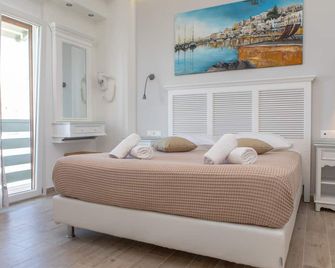 Nikos Verikokos Studios - Naxos - Bedroom
