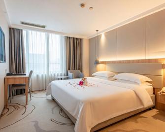 Dayhello Hotel (Shangchuan Metro Station) - Shenzhen - Bedroom