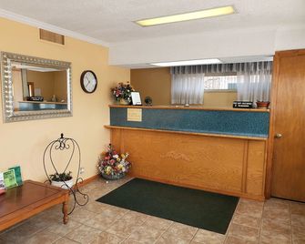 Richmond Inn and Suites - Richmond