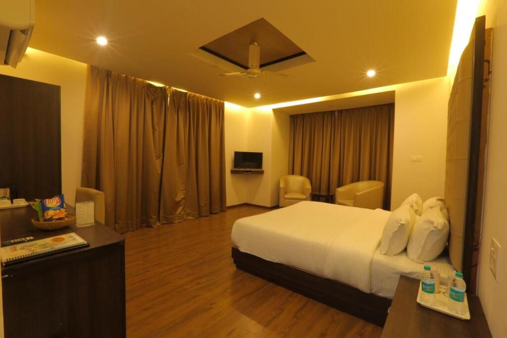 Hotel Vasundhara Palace - רישיקש - חדר שינה