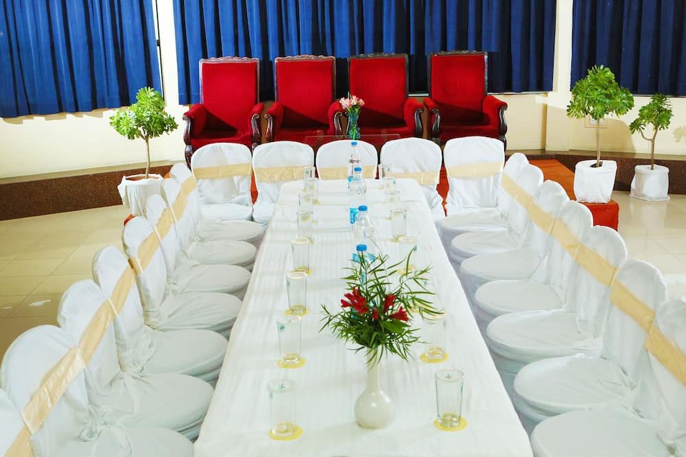 Kodai Resort Hotel - Kodaikanal - Mødelokale