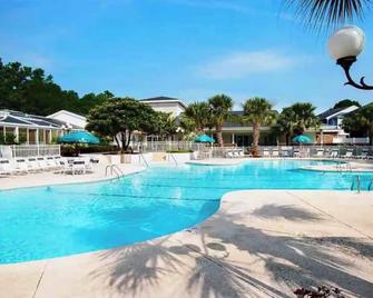 Beautiful Newly Remodeled Mini Suite at Sea Trail Resort - Sunset Beach - Pool