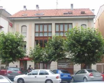 Nice Apartment Sardinero Santander. Next To The Beach, Sea Views - Santander - Edificio