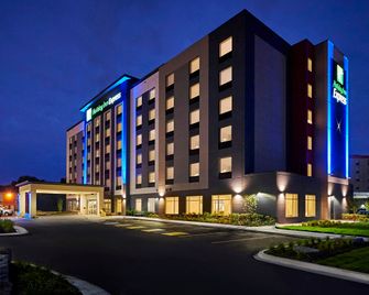 Holiday Inn Express Sarnia - Point Edward By IHG - Point Edward - Bâtiment