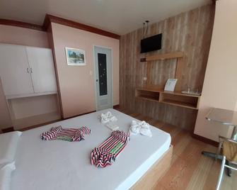 Ging-Ging Tourist Inn - Badian - Habitación