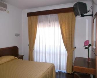 Residencial Santa Clara - Fátima - Ložnice