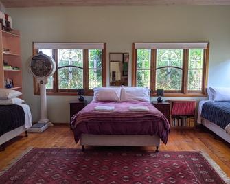 Tasma House Daylesford Family/Groups - up to 16 - Daylesford - Bedroom