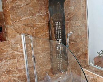 In Mountain - Caniço