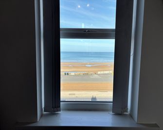 The Royal Boston Hotel by Compass Hospitality - Blackpool - Parveke