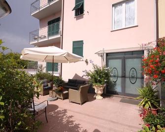 La Villetta Del Golfo - La Spezia - Patio