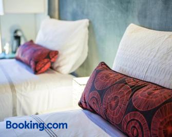Tshiberry Bed & Breakfast - Phokeng - Habitación