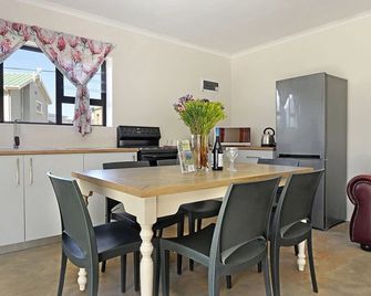 The Beach Cottage Betty's Bay - Betty’s Bay - Dining room